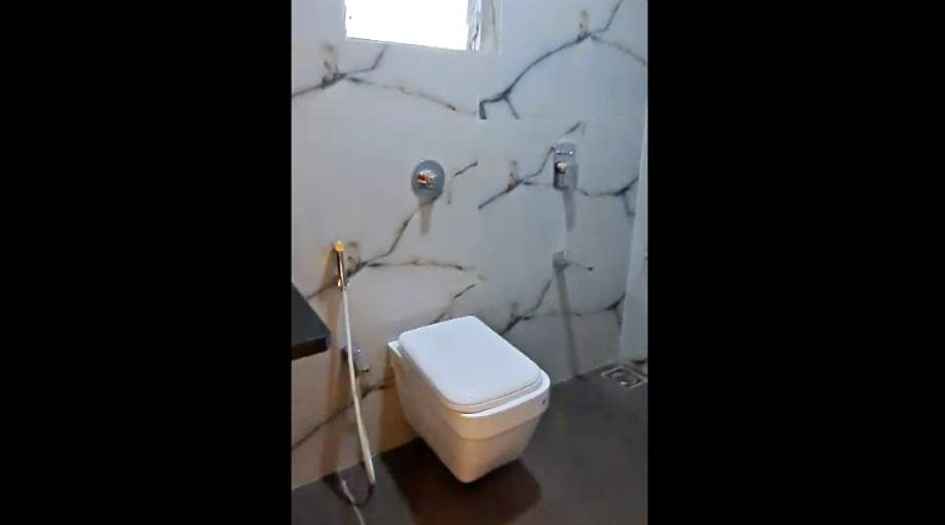 Sanghvi-Nesta-Gallery-Actual-Flat-Master-Toilet